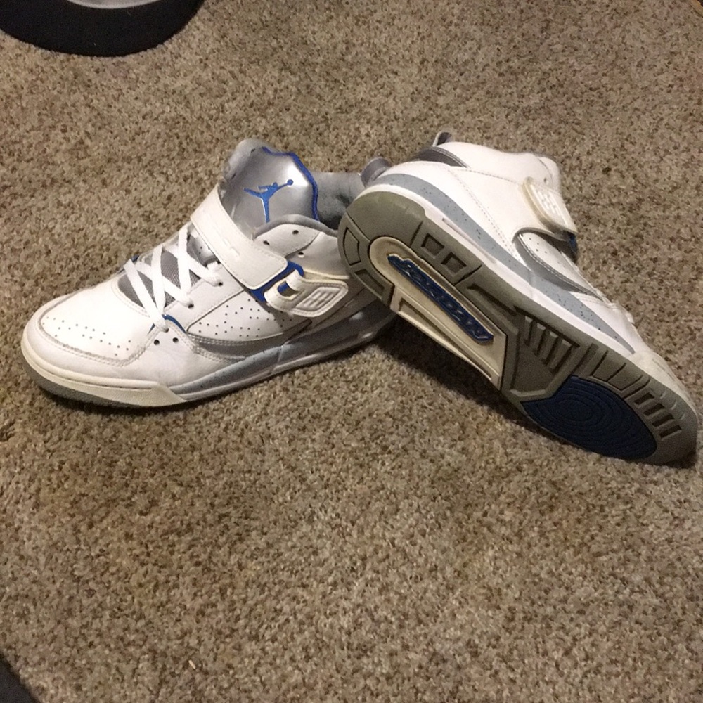 Nike Jordan flight 45